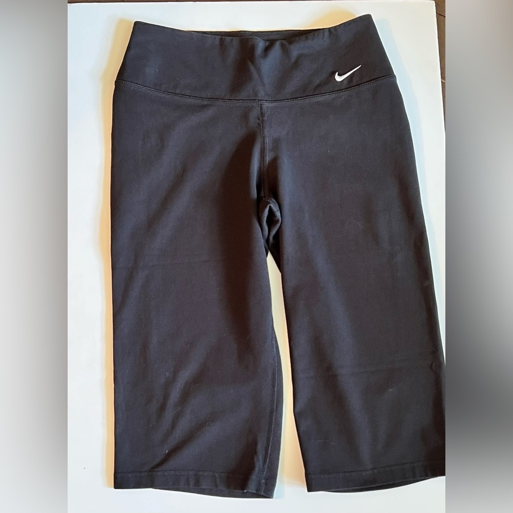 Nike Black Dri - Fit  Cropped Leggings Size Small